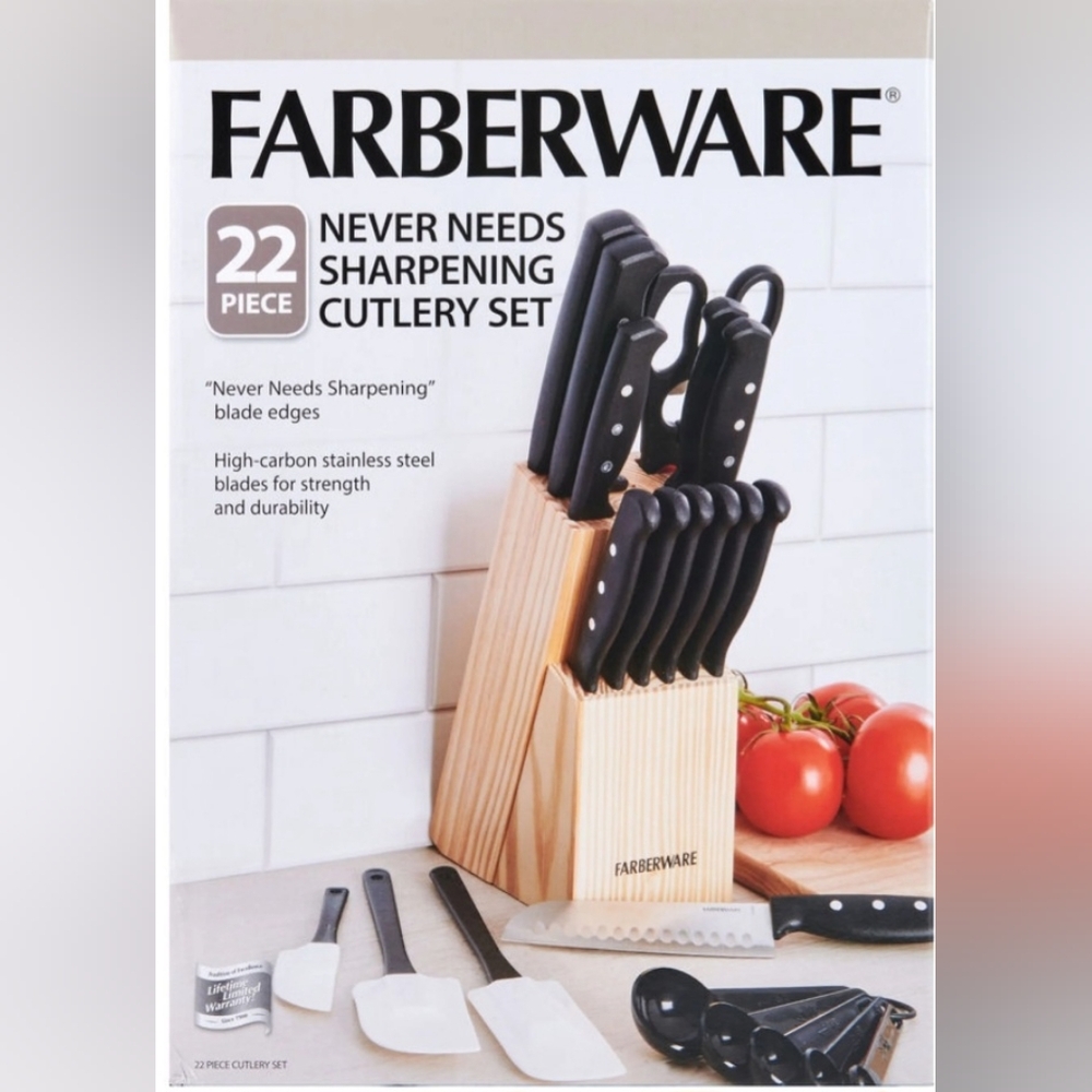 22 piece knife set Brand new in BOX!!!!!